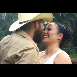 Meet your Posher, Monica